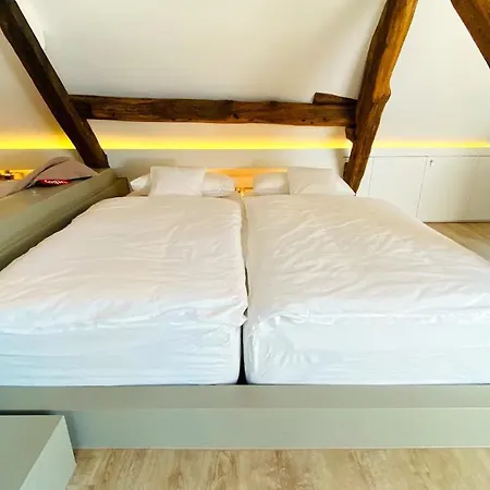 בית נופש Monschau-auszeit: Historisch Wohnen Direkt Am Bach *