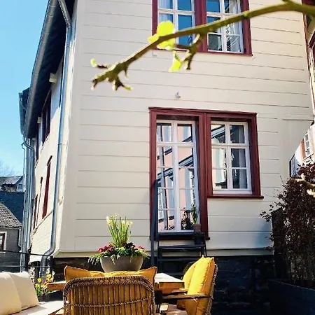 Monschau-auszeit: Historisch Wohnen Direkt Am Bach Monschau