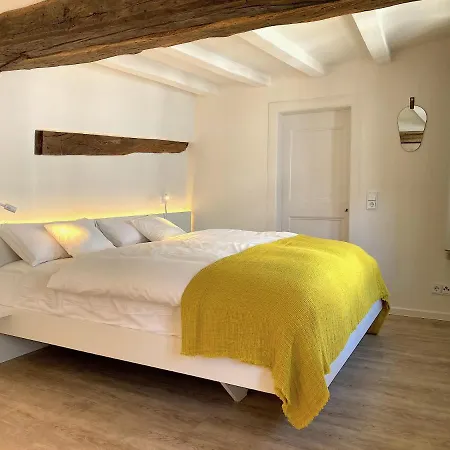 بيت للعطل Monschau-auszeit: Historisch Wohnen Direkt Am Bach مونشاو