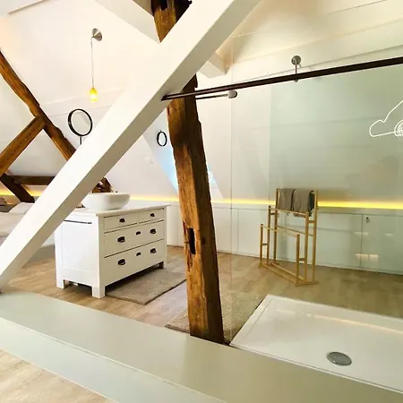 Monschau-auszeit: Historisch Wohnen Direkt Am Bach بيت للعطل