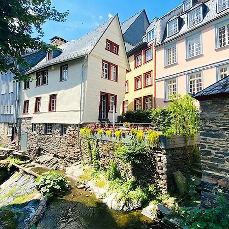Monschau-auszeit: Historisch Wohnen Direkt Am Bach *