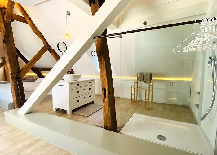 Monschau-auszeit: Historisch Wohnen Direkt Am Bach Vakantiehuis