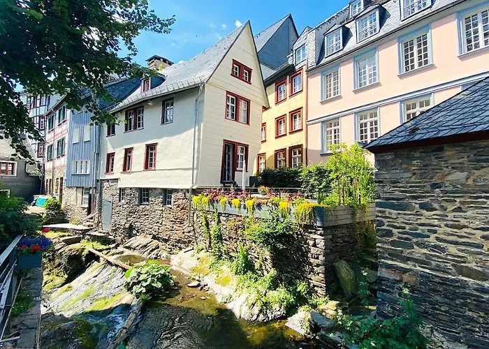 Monschau-auszeit: Historisch Wohnen Direkt Am Bach *